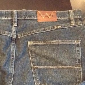 Genuine wrangler regular fit men's jeans